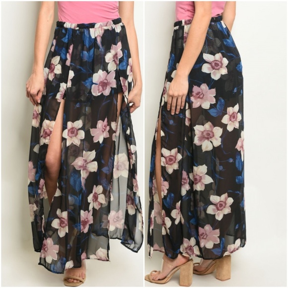 Trend Setter Diva Boutique Dresses & Skirts - BLUE BLACK FLORAL MAXI SKIRT